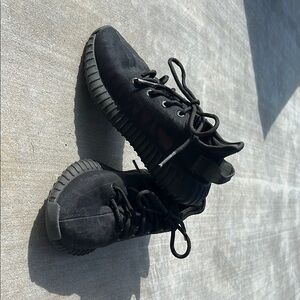 Yeezy Kids Black Sneakers